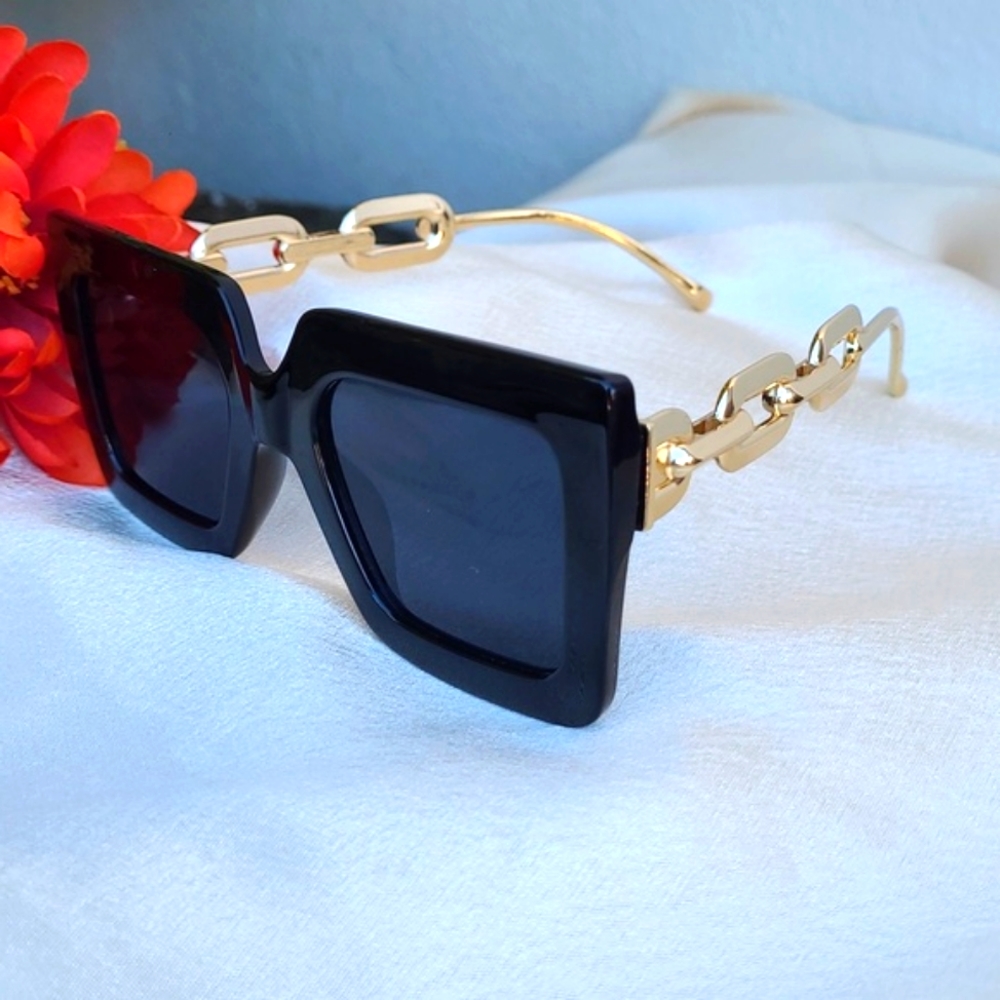 Square Sunglasses. Chain Temple UV Protection Sunglasses. Photos taken by me